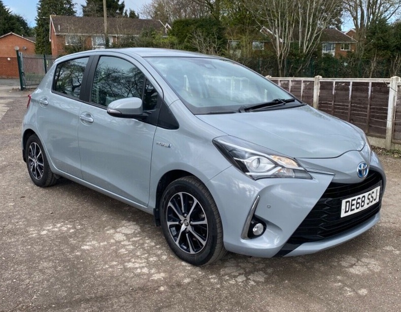 Toyota Yaris Hybrid 1.5 in Manchester 